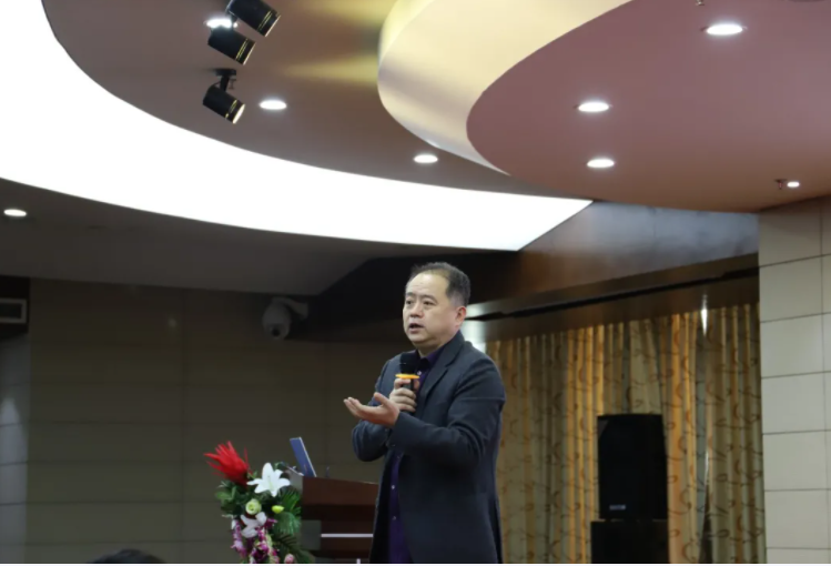 新開普董事長(zhǎng)楊維國(guó)：如何找準(zhǔn)社會(huì)需求，為客戶創(chuàng)造價(jià)值(圖1)